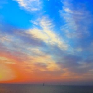 Meet your Posher, Kendra